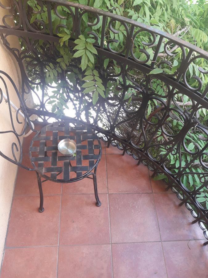Kak Doma Aparthotel Odessa Luaran gambar